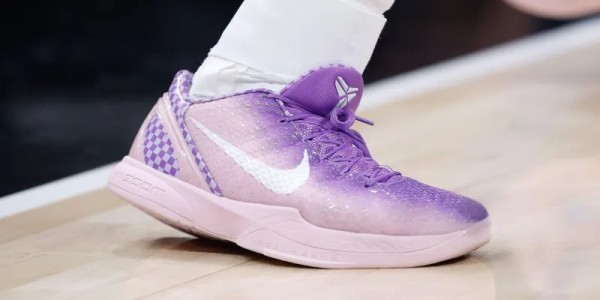 布伦森换穿Kobe3Low&amp;amp;amp;Kobe6，砍下30分3篮板2助攻